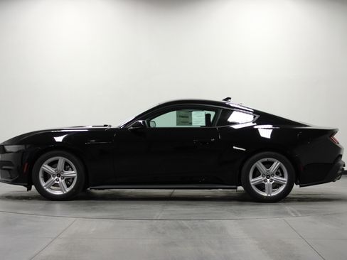 New 2026 Ford Mustang Coupe image 7