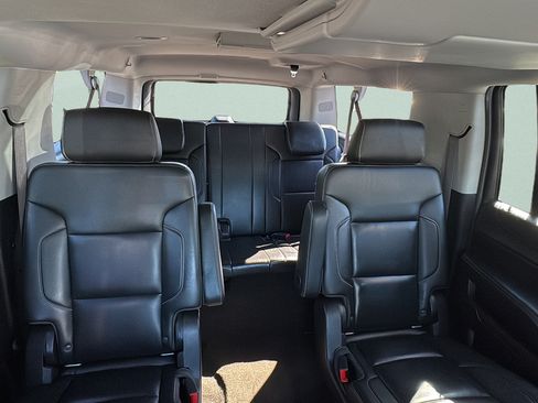 Used 2017 Chevrolet Suburban LT AWD/4WD image 22
