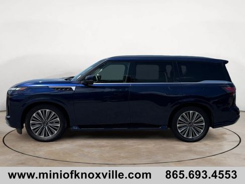 Used 2025 INFINITI QX80 Sensory AWD/4WD image 6