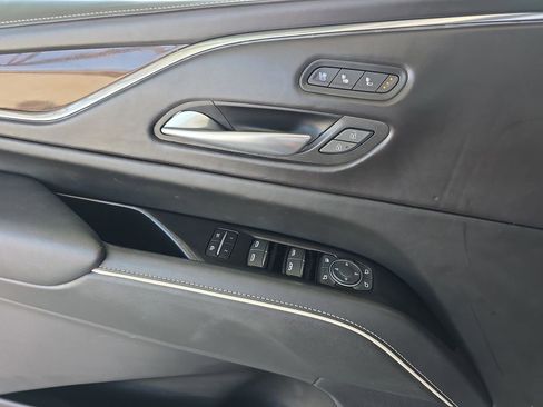Certified 2023 Cadillac Escalade Premium Luxury Platinum image 24