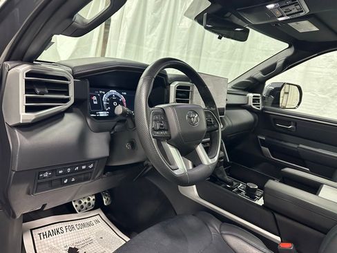 Used 2025 Toyota Tundra Platinum w/ TRD Off-Road Package AWD/4WD image 15