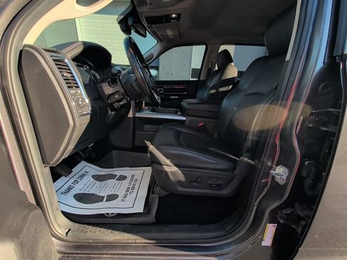 Certified 2017 RAM 1500 Laramie w/ Convenience Group image 11