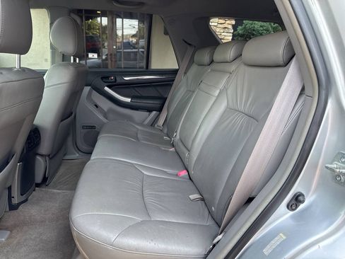Used 2005 Toyota 4Runner Limited RWD image 10