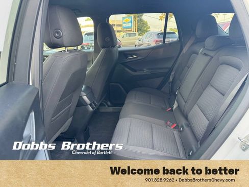 Used 2026 Chevrolet Equinox LT FWD image 33