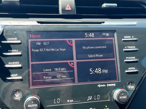 Used 2020 Toyota Camry XSE FWD image 14