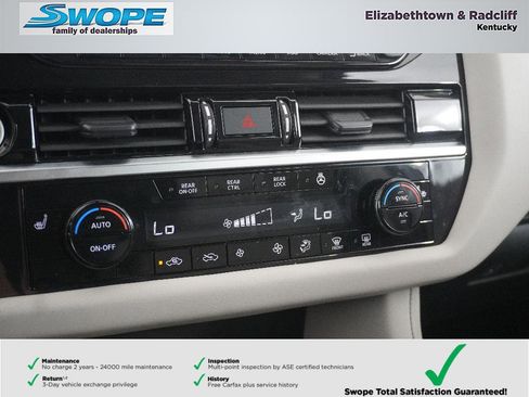 Used 2023 Nissan Pathfinder SL w/ Lighting Package (N92) AWD/4WD image 22