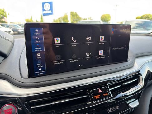 Certified 2025 Acura MDX w/ Technology Package AWD/4WD image 33