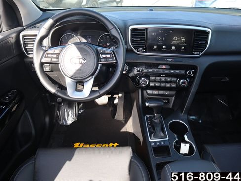 Used 2020 Kia Sportage EX image 12