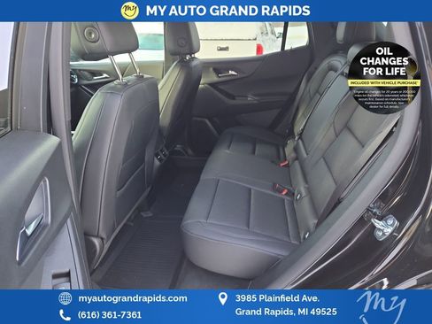 Used 2026 Chevrolet Equinox LT w/ Convenience Package II image 27