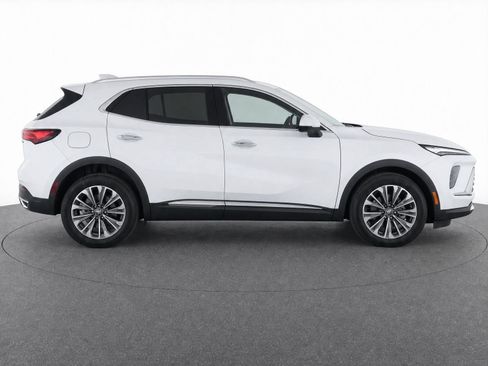 Certified 2025 Buick Envision Preferred AWD/4WD image 8