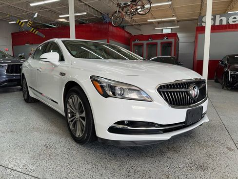 Used 2018 Buick LaCrosse Preferred image 7