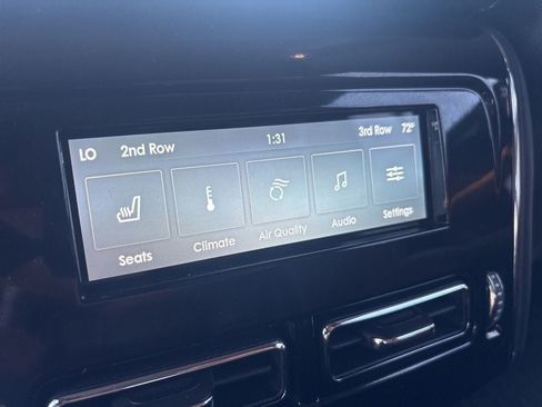 Used 2021 Lincoln Aviator Grand Touring w/ Equipment Group 302A AWD/4WD image 31