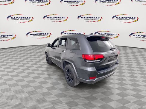 Used 2020 Jeep Grand Cherokee Altitude AWD/4WD image 6