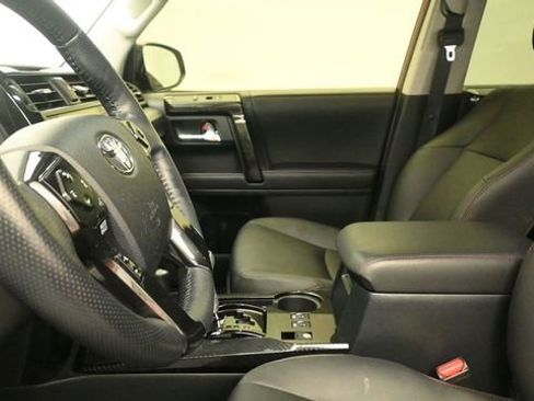 Used 2024 Toyota 4Runner TRD Off-Road Premium w/ Off Road Premium Plus Package AWD/4WD image 19
