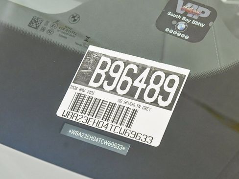 New 2026 BMW 740i w/ Premium Package image 33