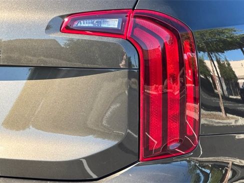 New 2025 Kia Telluride S image 35