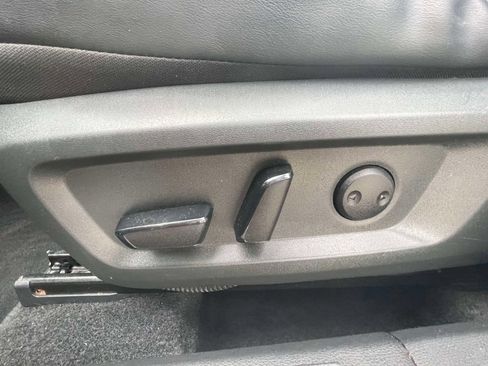 Used 2021 Nissan Rogue SV w/ Premium Package FWD image 16