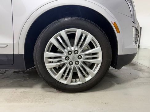 Used 2018 Cadillac XT5 Premium Luxury image 31