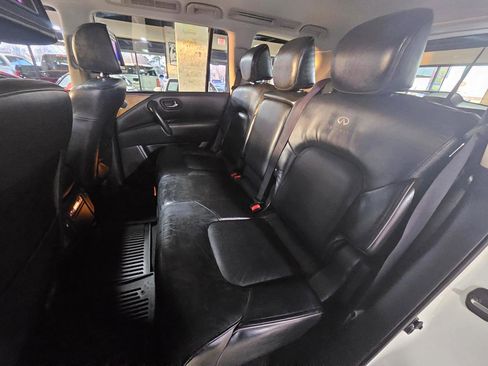 Used 2014 INFINITI QX80 4WD w/ Theater Package image 21