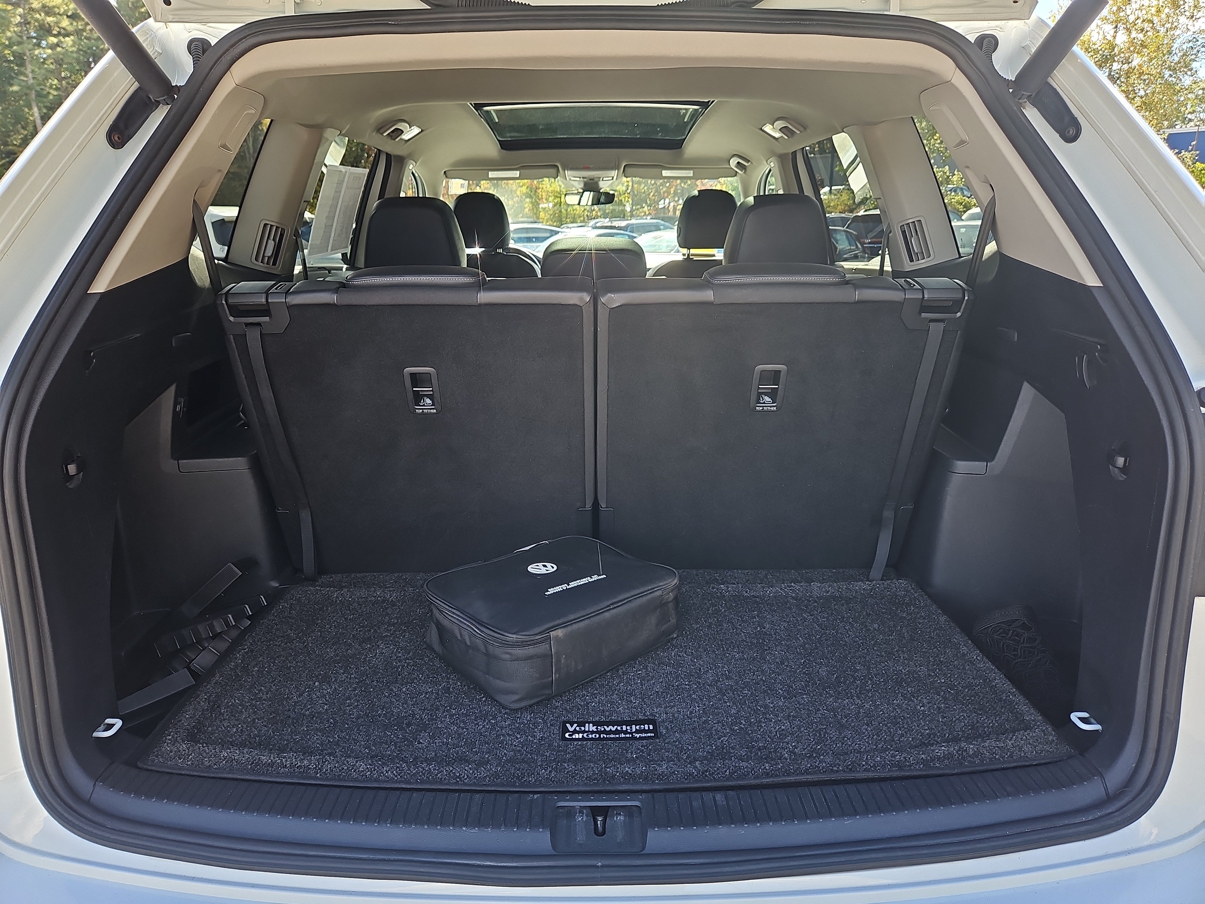 Used 2018 Volkswagen Atlas SEL Premium AWD/4WD image 37