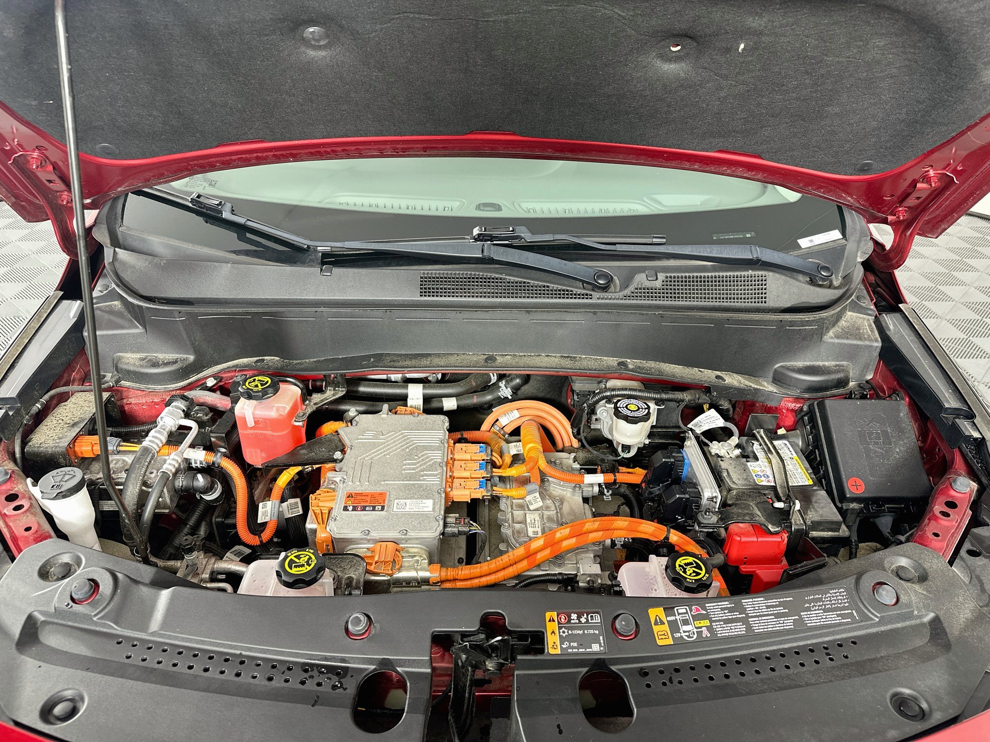 Used 2023 Chevrolet Bolt EUV Premier FWD image 31