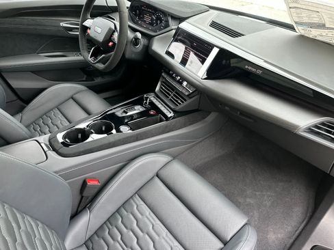 New 2026 Audi RS e-tron GT performance AWD/4WD image 15