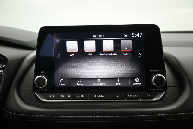Used 2026 Nissan Rogue SV FWD image 14