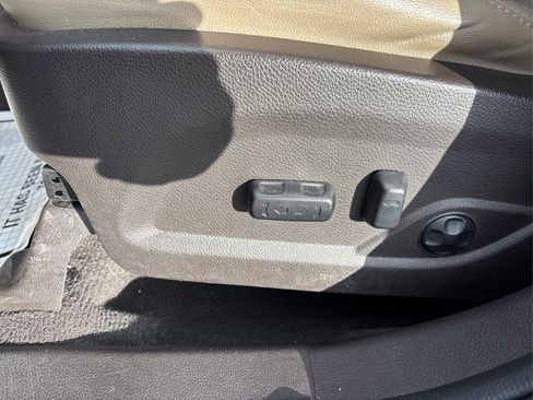 Used 2017 Hyundai Santa Fe Sport w/ 2.4L Tech Package 04 image 36