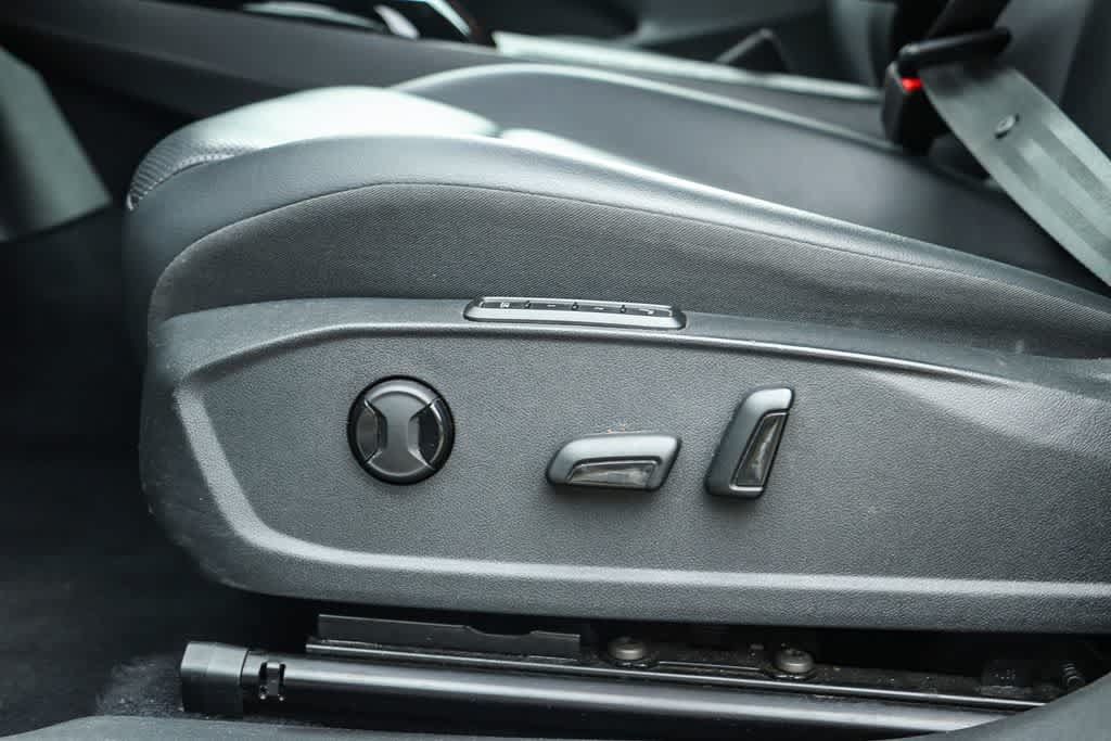 Used 2022 Volkswagen ID.4 Pro S RWD image 24