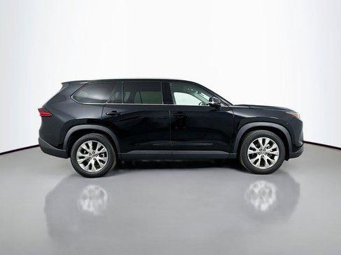 Certified 2025 Toyota Grand Highlander AWD image 8