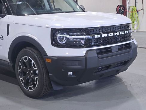 New 2025 Ford Bronco Sport Outer Banks w/ Outer Banks Tech Package+ image 2