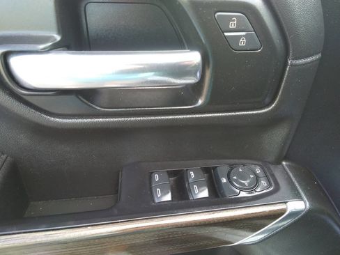 Used 2019 Chevrolet Silverado 1500 LT w/ All-Star Edition image 17