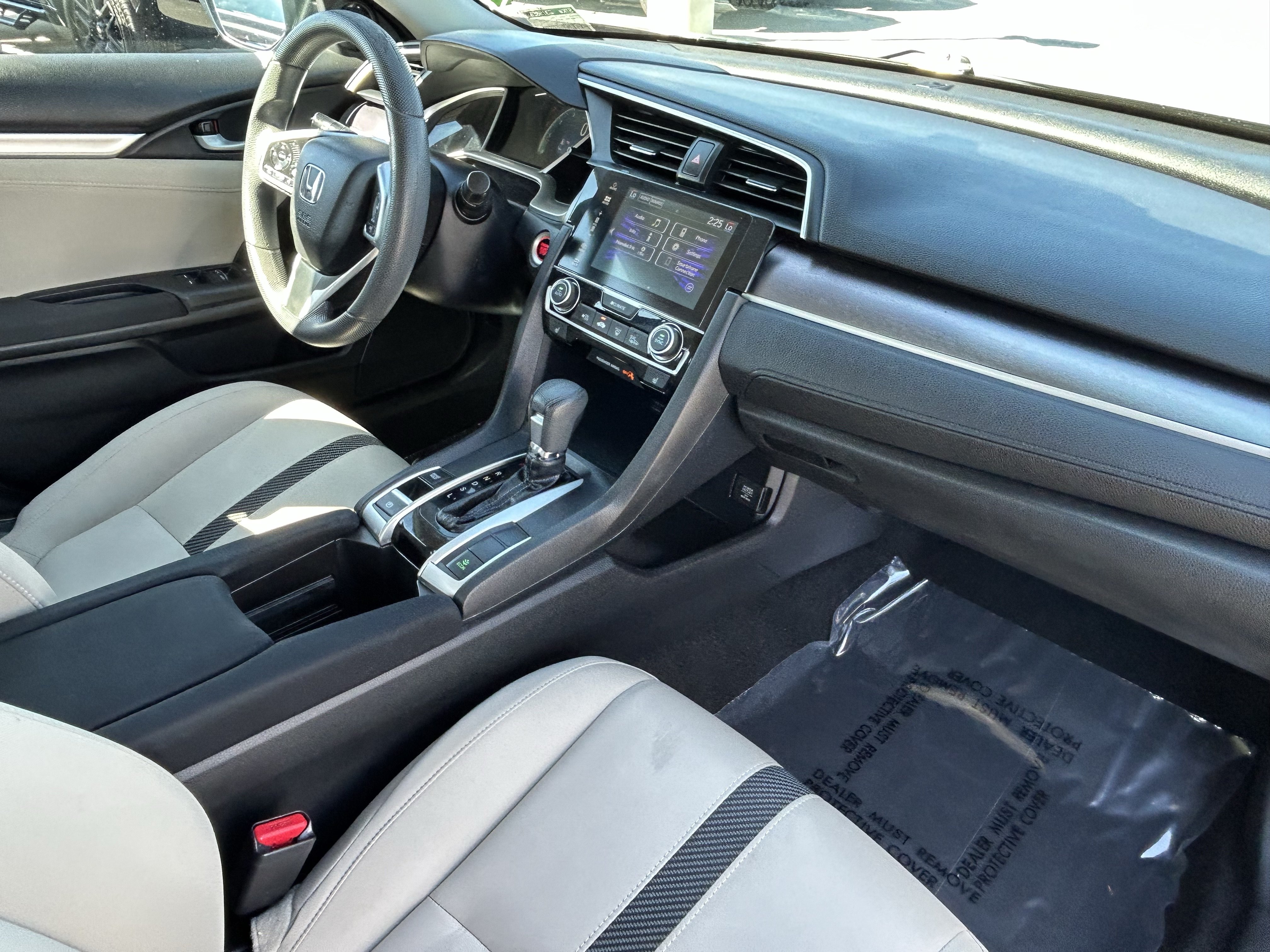 Used 2017 Honda Civic EX-T image 9