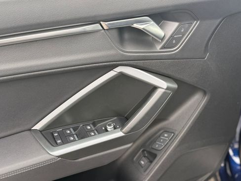 Certified 2025 Audi Q3 2.0T Premium w/ Convenience Package image 12