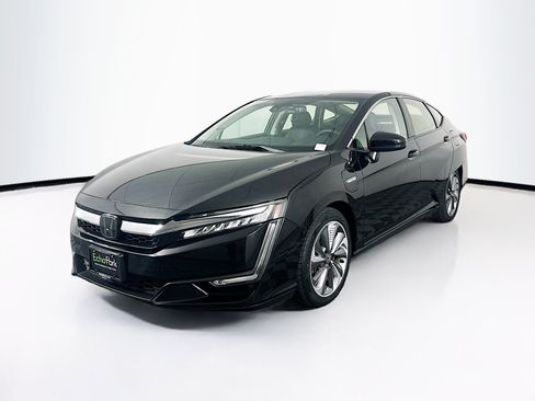 Used 2018 Honda Clarity Plug-In Hybrid image 3