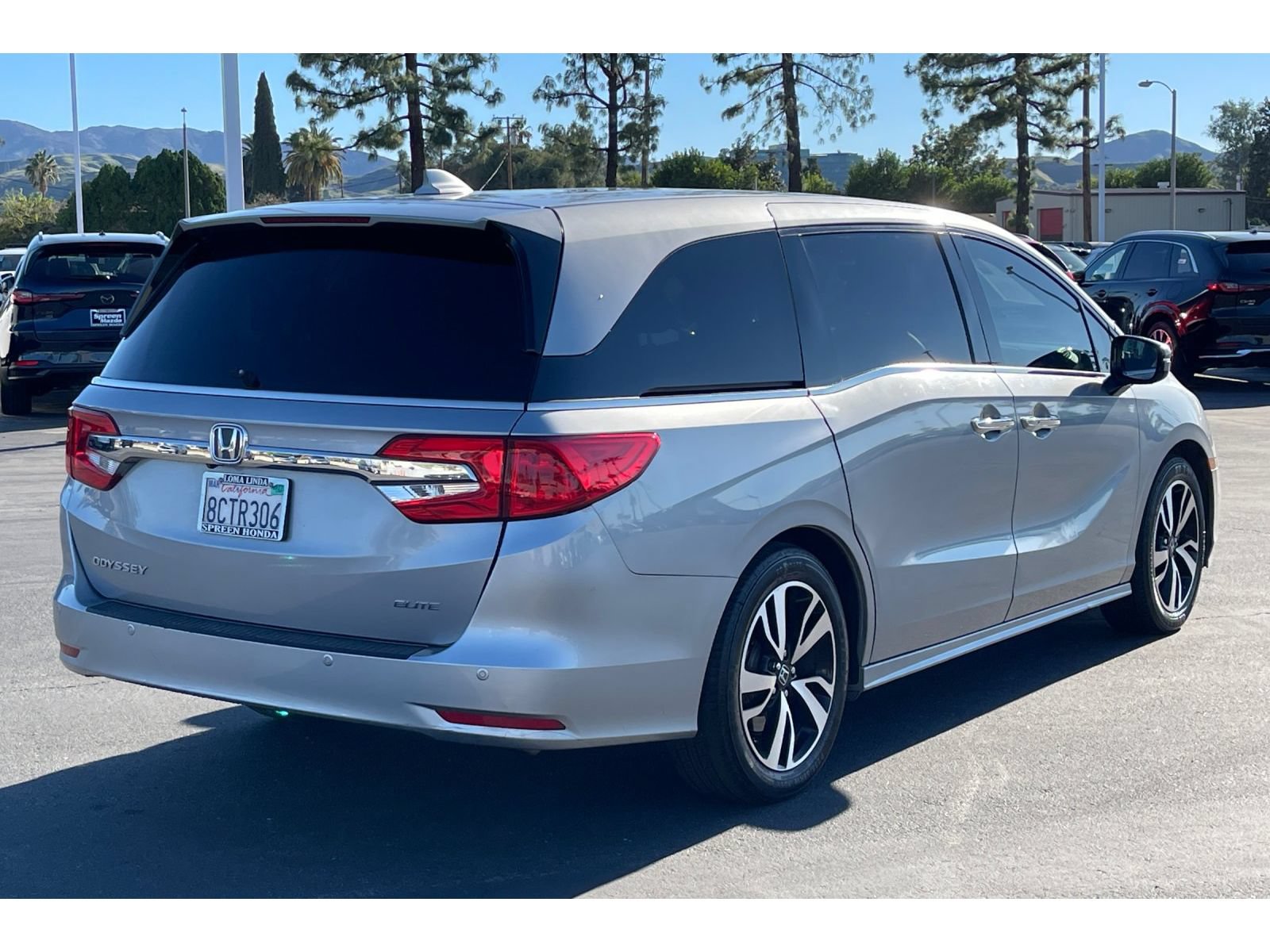 Used 2018 Honda Odyssey Elite image 6