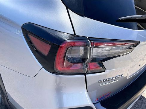 Used 2025 Subaru Outback Limited AWD/4WD image 28