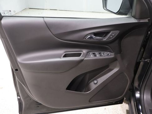 Used 2019 Chevrolet Equinox LT w/ Driver Convenience Package AWD/4WD image 13