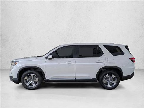 New 2025 Honda Pilot EX-L image 5