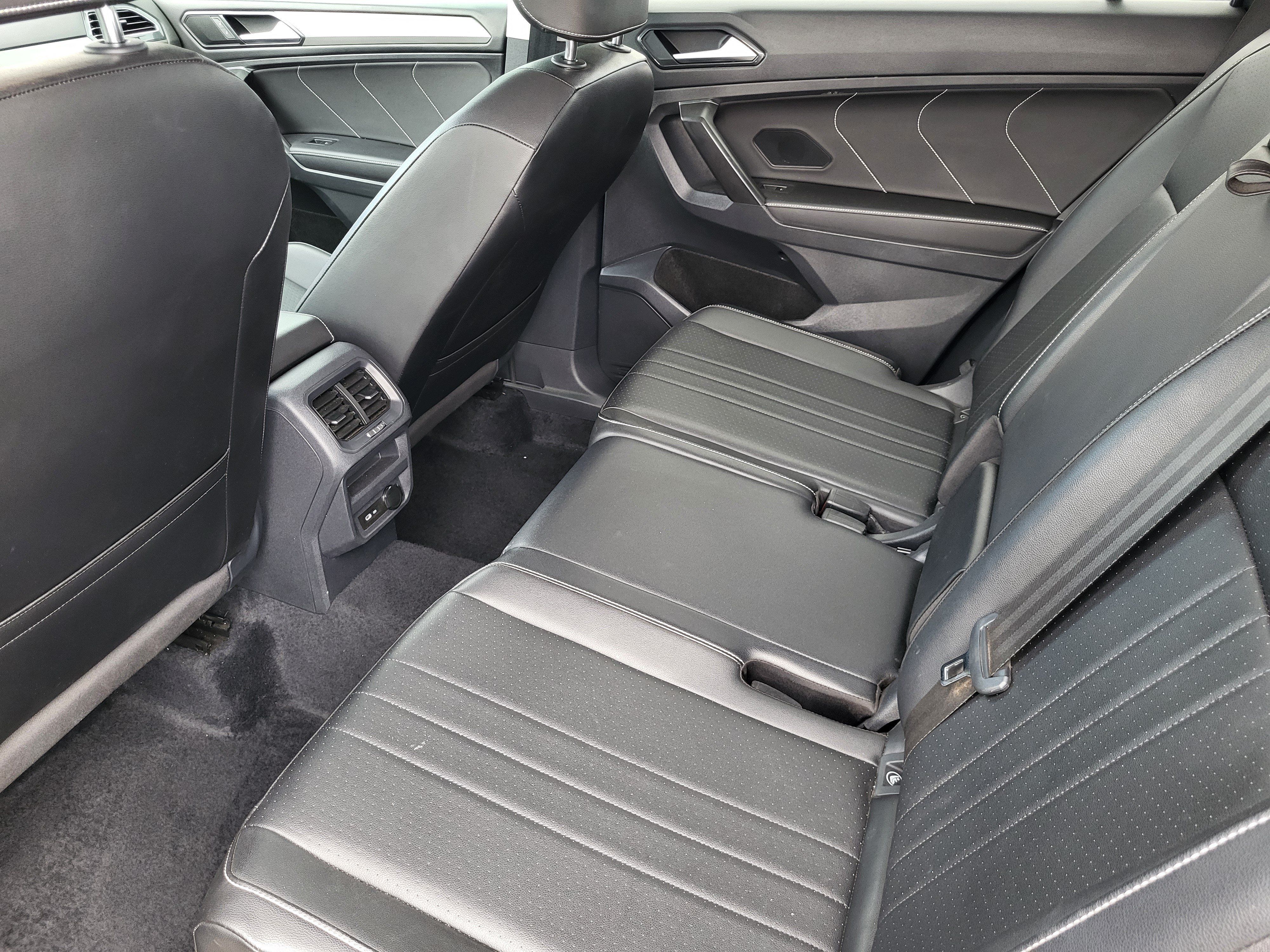 Used 2022 Volkswagen Tiguan SE FWD image 30