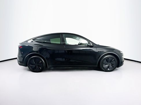 Used 2026 Tesla Model Y Long Range RWD image 10