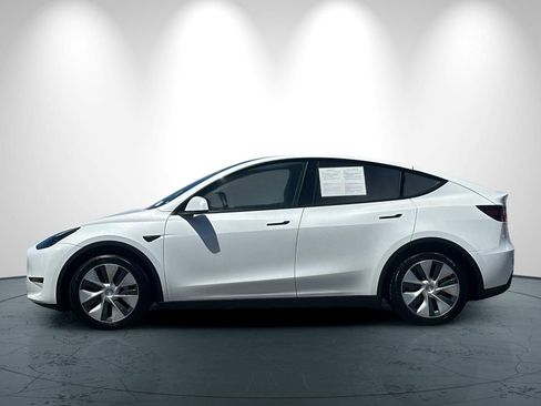 Used 2023 Tesla Model Y Long Range AWD/4WD image 7