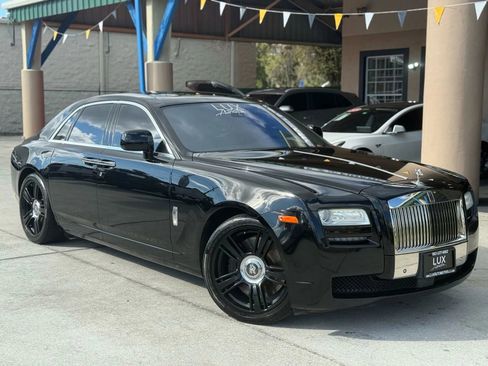 Used 2010 Rolls-Royce Ghost image 3