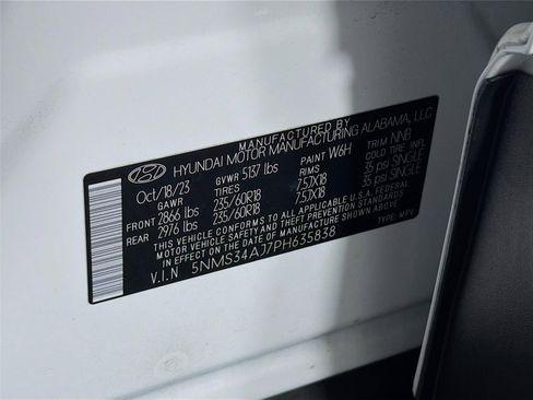 Certified 2023 Hyundai Santa Fe SEL w/ Premium Package FWD image 32