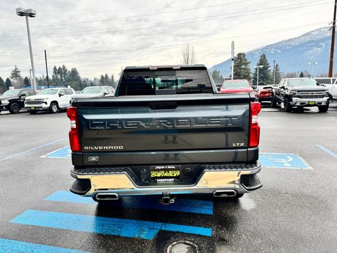 Used 2019 Chevrolet Silverado 1500 LTZ w/ LTZ Plus Package image 6