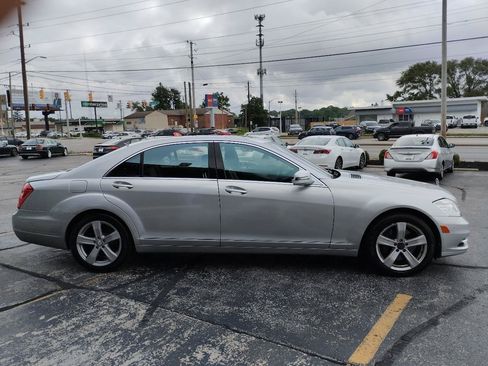 Used 2010 Mercedes-Benz S 550 4MATIC image 5