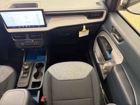 New 2026 Ford Maverick XLT FWD image 25