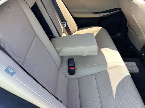 Used 2017 Lexus IS 300 AWD w/ Navigation System Package image 19