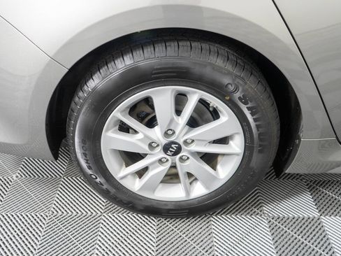 Used 2016 Kia Optima LX FWD image 28