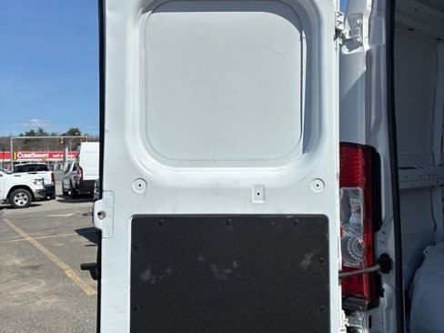 Used 2024 RAM ProMaster 2500 w/ Convenience Group FWD image 38